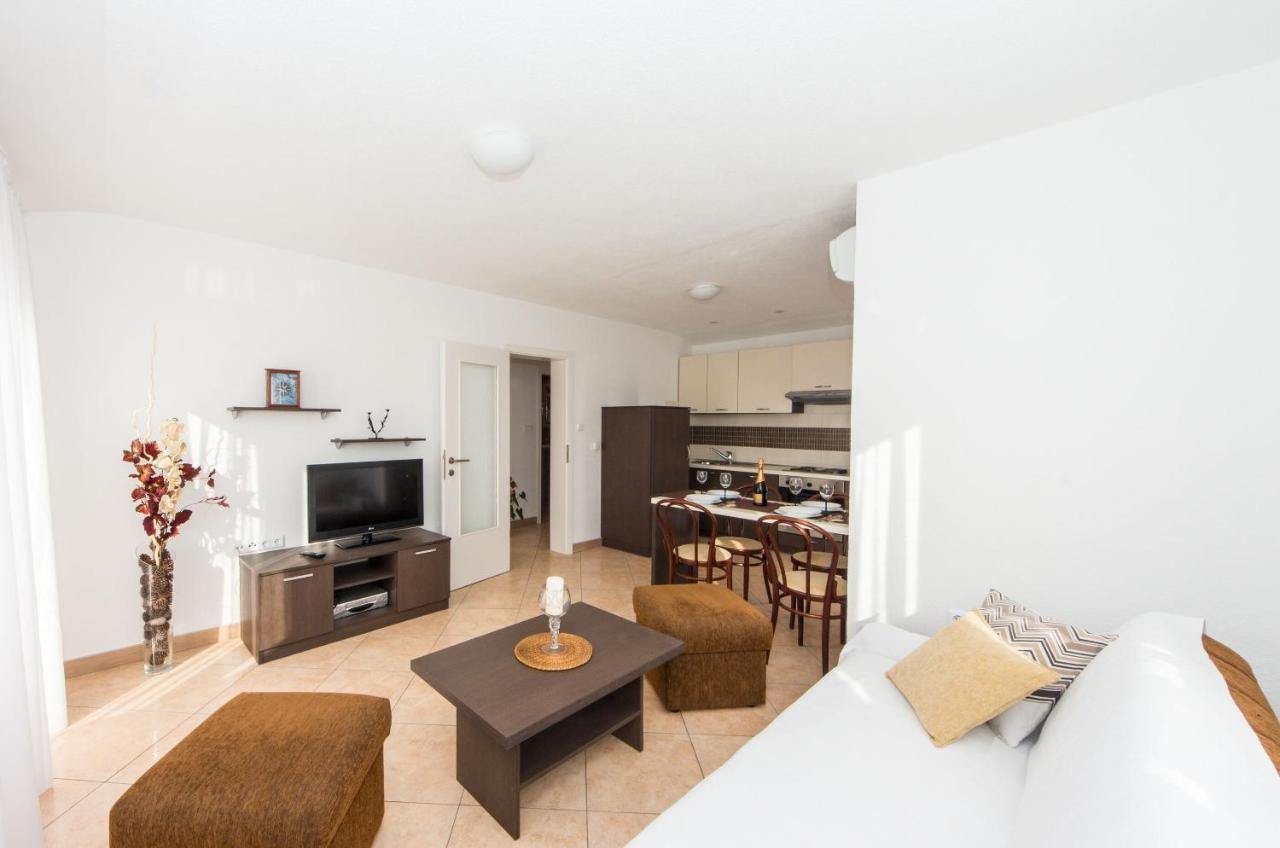 Apartment Yasmin Bribir  Exterior photo